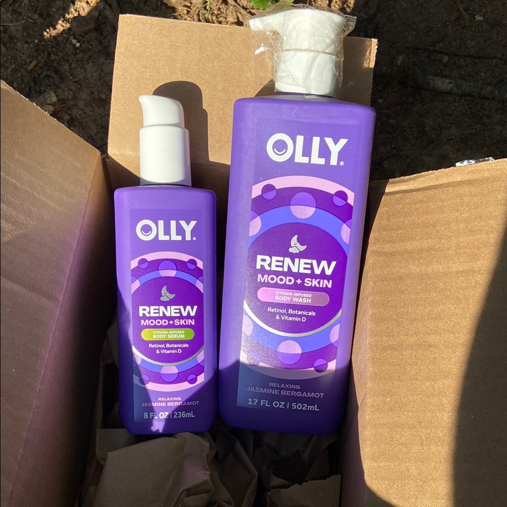 OLLY Renew Mood + Skin Body Wash and Serum Set - Purple